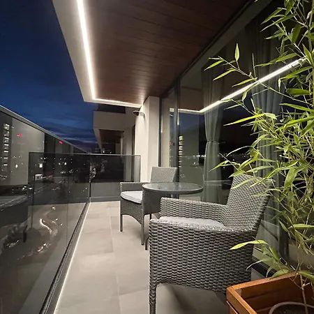 Nusco North Lejlighed *