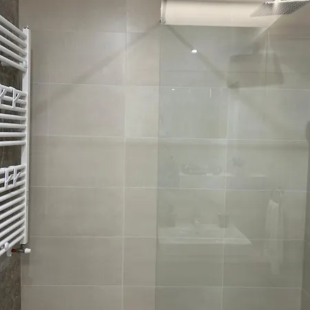 Nusco North Апартаменти